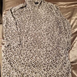 Leopard Print Hooded Robe